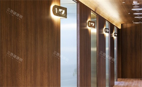 韩国爱她整形外科走廊环境