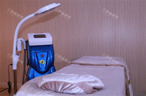 成都友谊医院疤痕科治疗区环境一览图