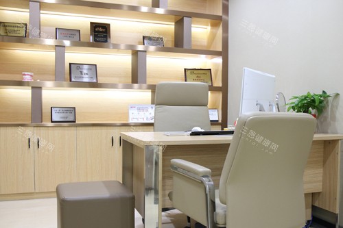 广州穗华口腔海珠中大院区面诊室图 广州穗华口腔海珠中大院区面诊室图