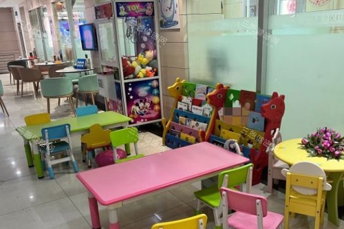 沈阳奥新口腔儿童游玩区