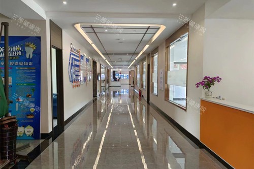 齐齐哈尔牙博士走廊图