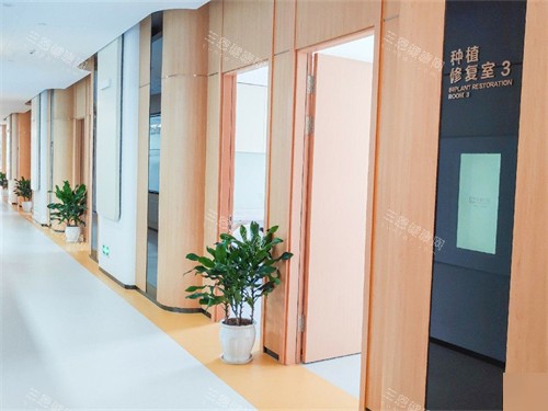 乌鲁木齐美奥口腔诊疗区走廊