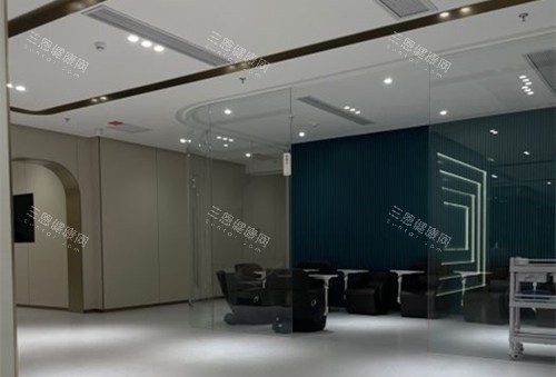 广州丽合整形内部大厅等候区环境