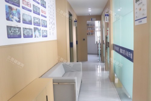 泰州姜堰玲珑口腔走廊