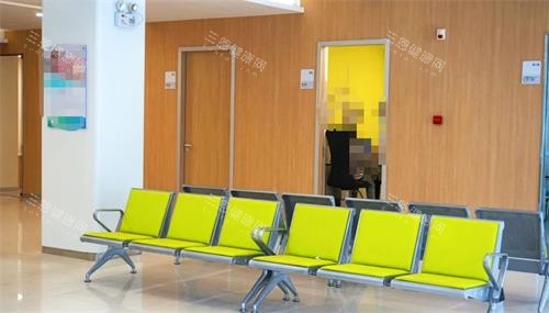 湛江爱尔奥理德眼科医院大厅等候区 湛江爱尔奥理德眼科医院大厅等候区