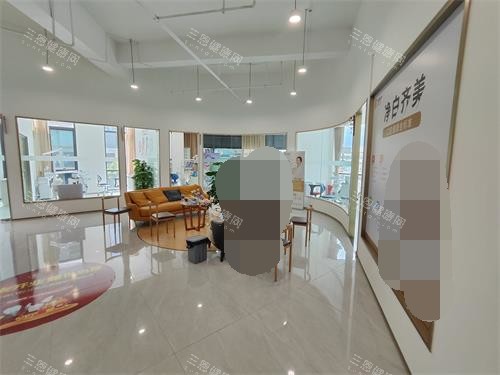 大理金莱雅口腔大厅内部环境