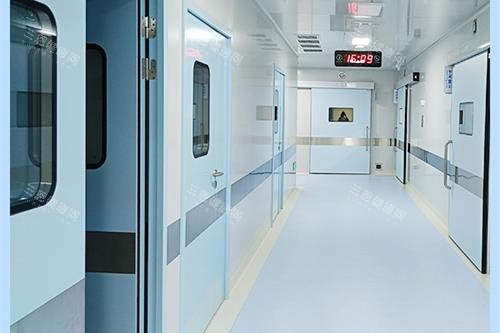 重庆华厦渝州眼科手术室外 重庆华厦渝州眼科手术室外