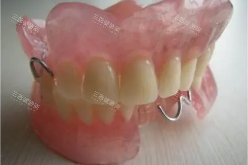 活动假牙图片一览