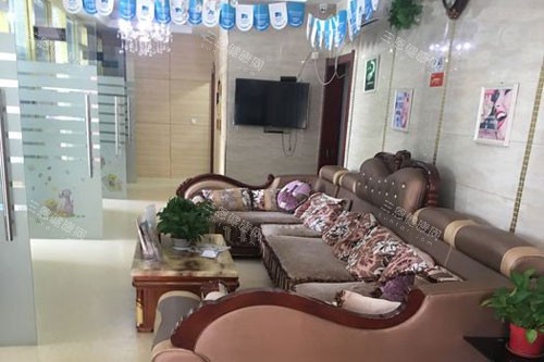 长春益牙优口腔(车百店)环境图 长春益牙优口腔(车百店)环境图