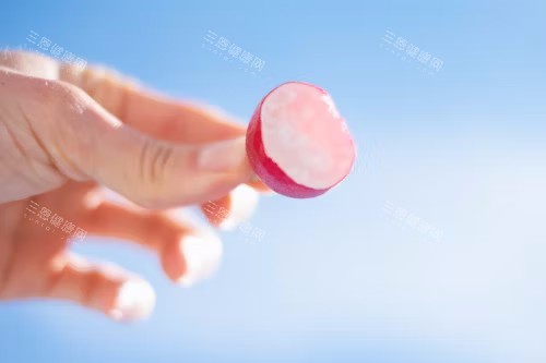 牙齿咀嚼宣传图