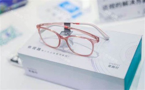 依视路眼镜 依视路眼镜