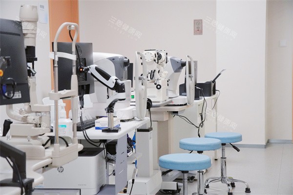 哈尔滨爱尔眼视光医院仪器展示 哈尔滨爱尔眼视光医院仪器展示