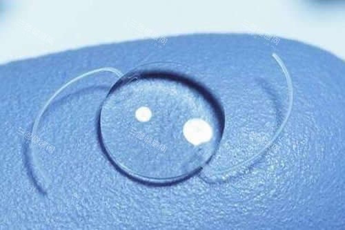 白内障手术晶体图片 白内障手术晶体图片