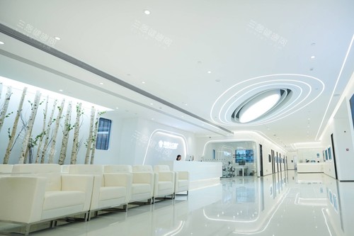 重庆种博士口腔医院价格贵吗？2026种植牙2580元起、隐形牙套15800元起、根管治疗500元起~