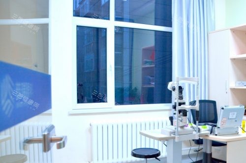 兰州普瑞眼科医院验光区 兰州普瑞眼科医院验光区