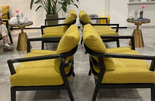 大连美天医疗美容大厅休息区 大连美天医疗美容大厅休息区