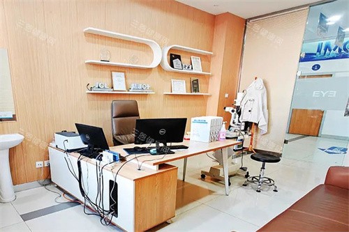 本溪爱尔眼科医院屈光诊室 本溪爱尔眼科医院屈光诊室