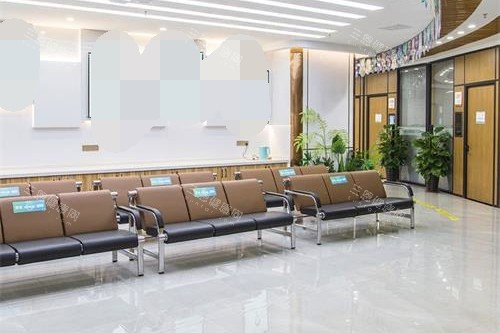 福州亮睛眼科医院内部大厅 福州亮睛眼科医院内部大厅