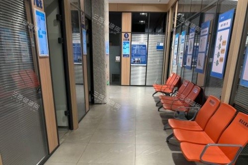 天津普瑞眼科医院走廊 天津普瑞眼科医院走廊