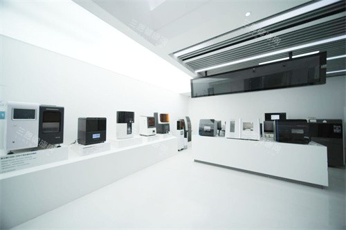 北京极简口腔技工中心 北京极简口腔技工中心