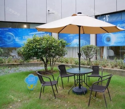 东莞爱尔眼科医院休闲区 东莞爱尔眼科医院休闲区