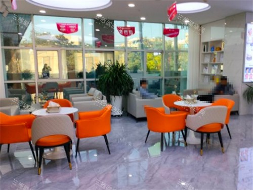 呼和浩特天牙口腔休息区环境图 呼和浩特天牙口腔休息区环境图