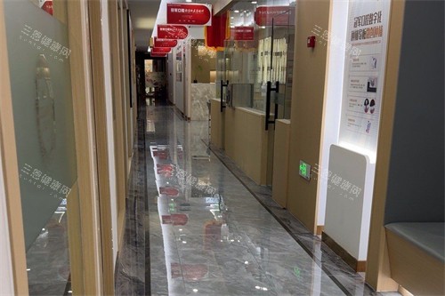 临沂冠军口腔诊室过道 临沂冠军口腔诊室过道
