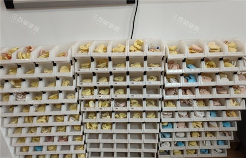 重庆松山整形医院正颌手术牙模收集柜 重庆松山整形医院正颌手术牙模收集柜