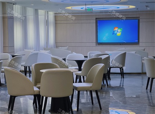 南通文慈眼科医院2F等待区 南通文慈眼科医院2F等待区