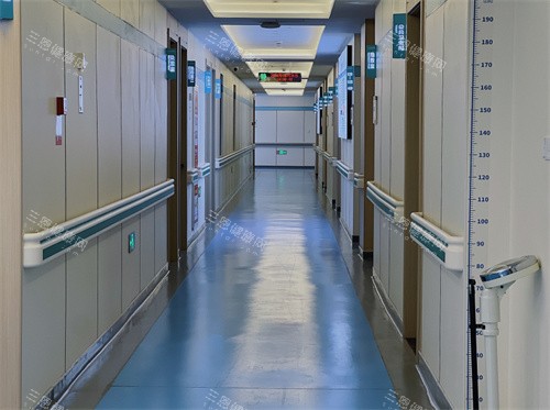 南通文慈眼科医院走廊 南通文慈眼科医院走廊