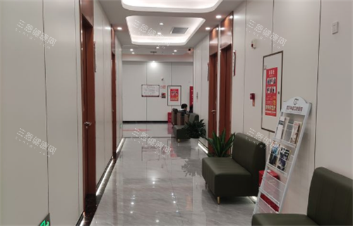 武汉中诺口腔走廊图