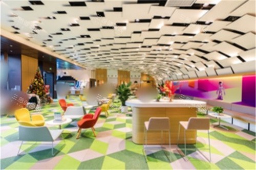 深圳黑马眼科医院大厅