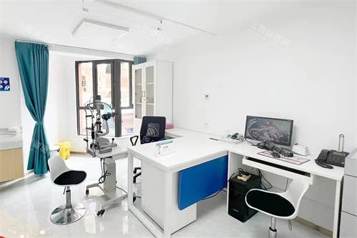 泉州华厦眼科医院检查室