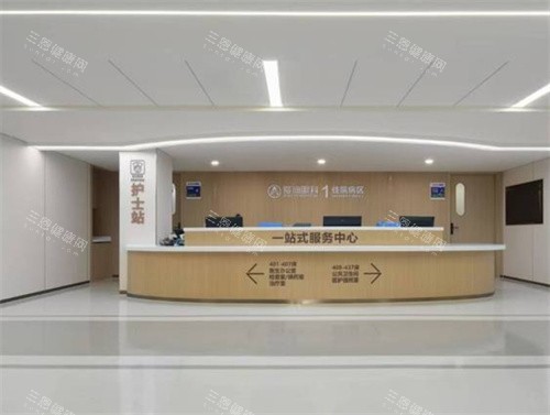 成都爱迪眼科医院全飞秒价格表公开2025新收费报价：SMILE3.0/4.0/Pro版14500-26800元起！