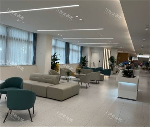 深北爱尔眼科内部环境照片