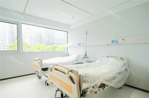 苏州光明眼科医院病床