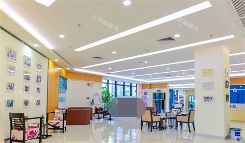 佛山华厦眼科医院大厅