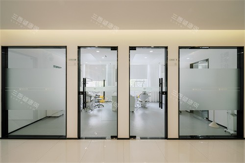 徐州熊猫竹子口腔(黄河南路分院)诊疗室 徐州熊猫竹子口腔(黄河南路分院)诊疗室