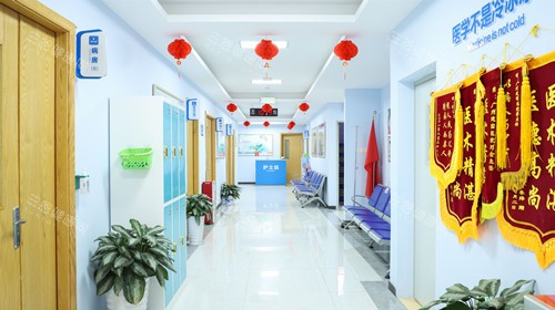 广州建国私密中心阴唇漂红实例：进口色料二次补色粉嫩度可维持三年！