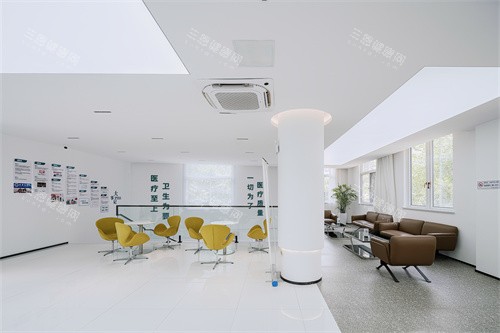 徐州熊猫竹子口腔（黄河南路分院）休息候诊区