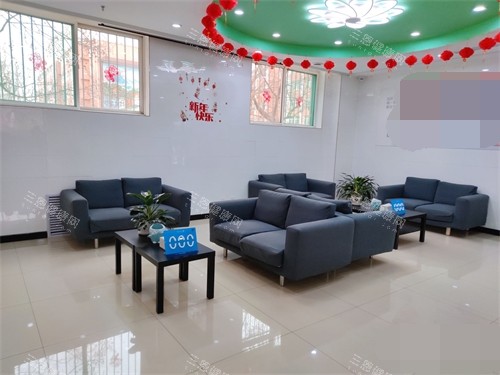 临汾麦特登口腔候诊区