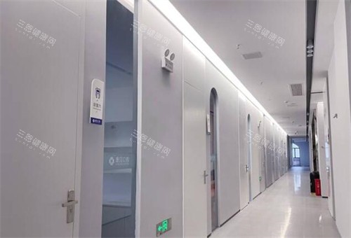 宜春康贝口腔走廊照片