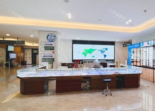 广州黄埔爱尔眼科大厅视光区环境 广州黄埔爱尔眼科大厅视光区环境