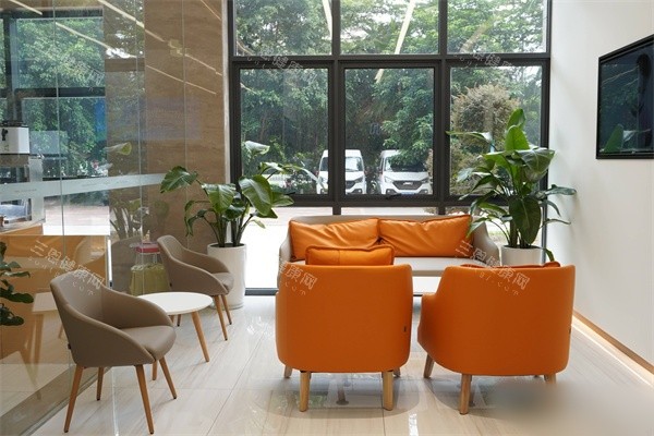 南宁普瑞眼科医院休息沙发 南宁普瑞眼科医院休息沙发