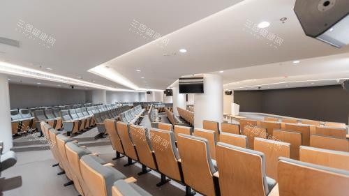 南坪爱尔眼科营业时间介绍，南坪爱尔眼科医院周末上班时间正常无节假日~