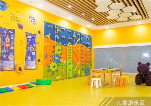 武汉何氏精益眼科儿童区