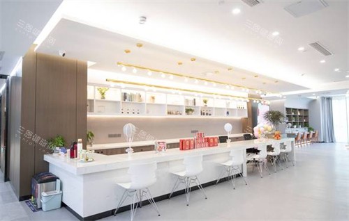 青岛优诺口腔休息区环境图 青岛优诺口腔休息区环境图