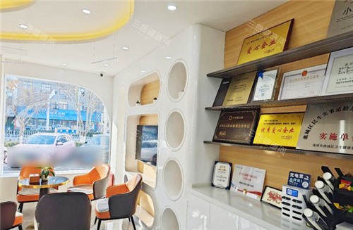 亳州小天使口腔大厅展示区 亳州小天使口腔大厅展示区