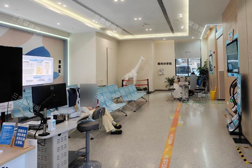 南宁爱尔眼科视光分诊区 南宁爱尔眼科视光分诊区