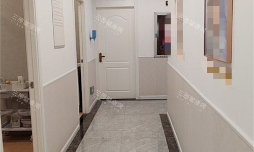 深圳福雅医疗美容走廊图